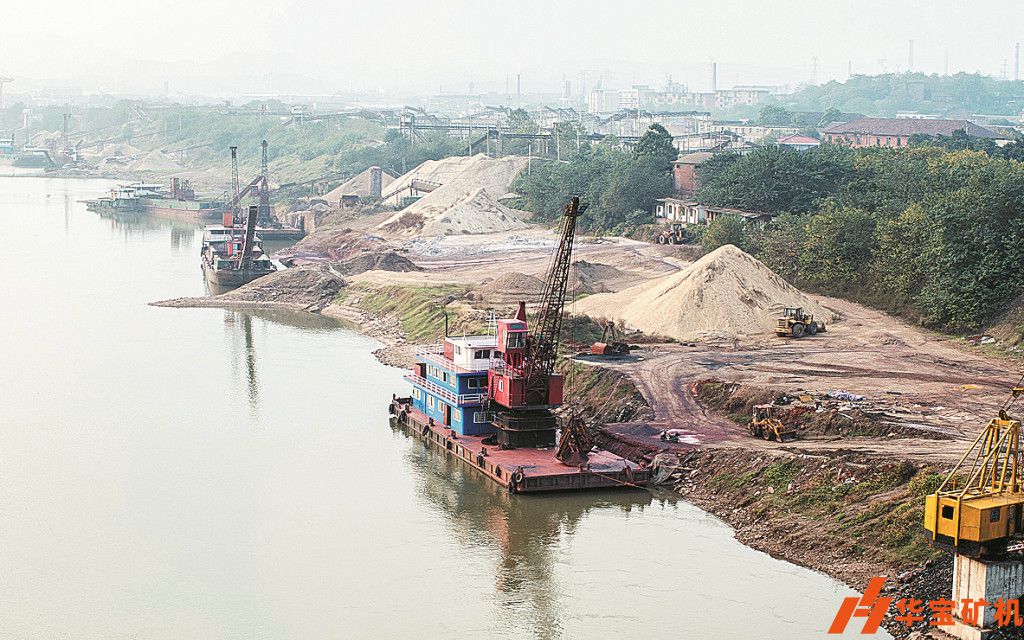 重庆江北区长江支流多处砂石码头集体转型升级改造提升货运能力